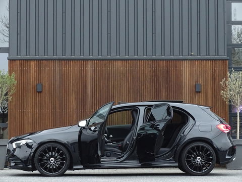 Mercedes-Benz A-Klasse 180d Bns Sol. AMG-pakket / Burmester / dakraam / LED