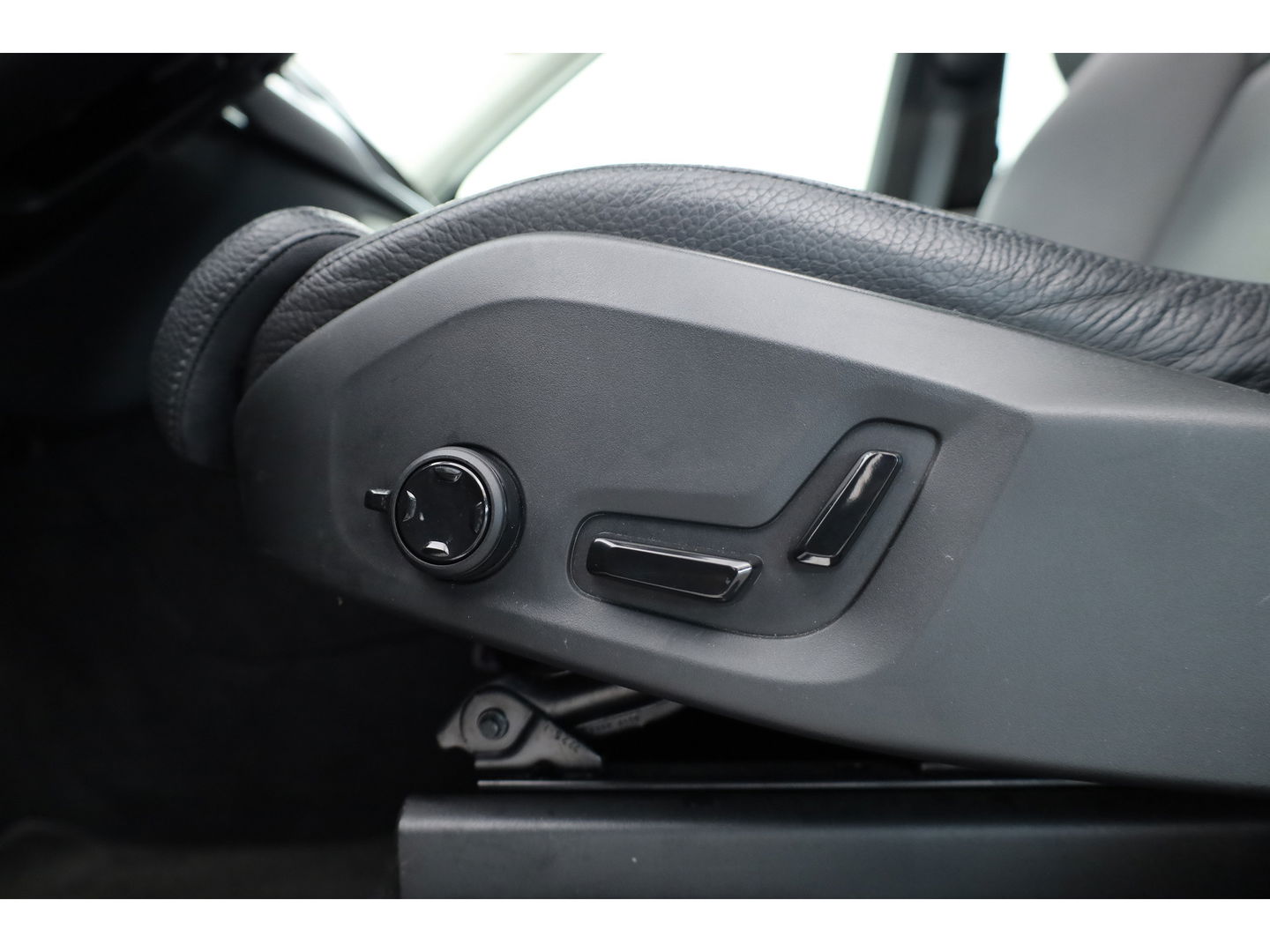 Volvo XC90 2.0 T8 Recharge AWD Ultimate Bright | Pano-dak | Head-up | Harman / Kardon Audio | ACC | Blis | Standkachel |