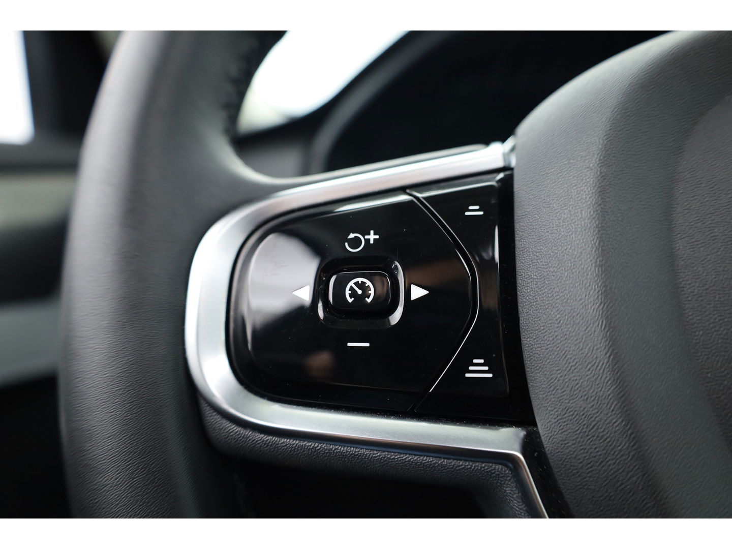 Volvo XC90 2.0 T8 Recharge AWD Ultimate Bright | Pano-dak | Head-up | Harman / Kardon Audio | ACC | Blis | Standkachel |