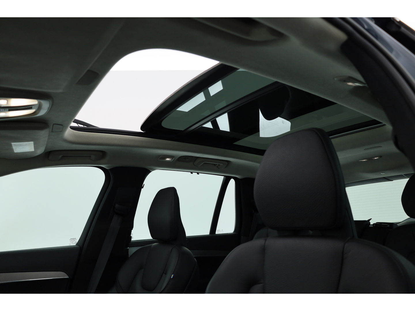 Volvo XC90 2.0 T8 Recharge AWD Ultimate Bright | Pano-dak | Head-up | Harman / Kardon Audio | ACC | Blis | Standkachel |