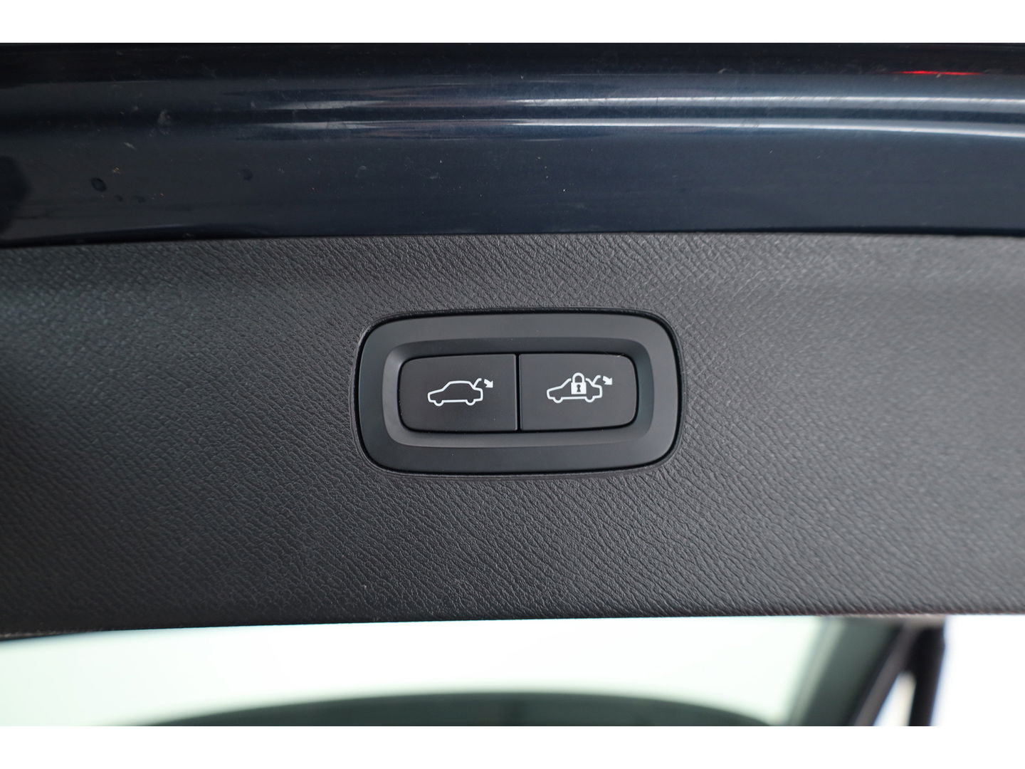 Volvo XC90 2.0 T8 Recharge AWD Ultimate Bright | Pano-dak | Head-up | Harman / Kardon Audio | ACC | Blis | Standkachel |