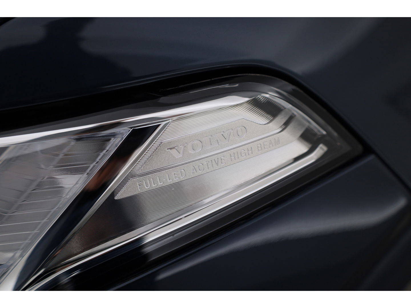 Volvo XC90 2.0 T8 Recharge AWD Ultimate Bright | Pano-dak | Head-up | Harman / Kardon Audio | ACC | Blis | Standkachel |