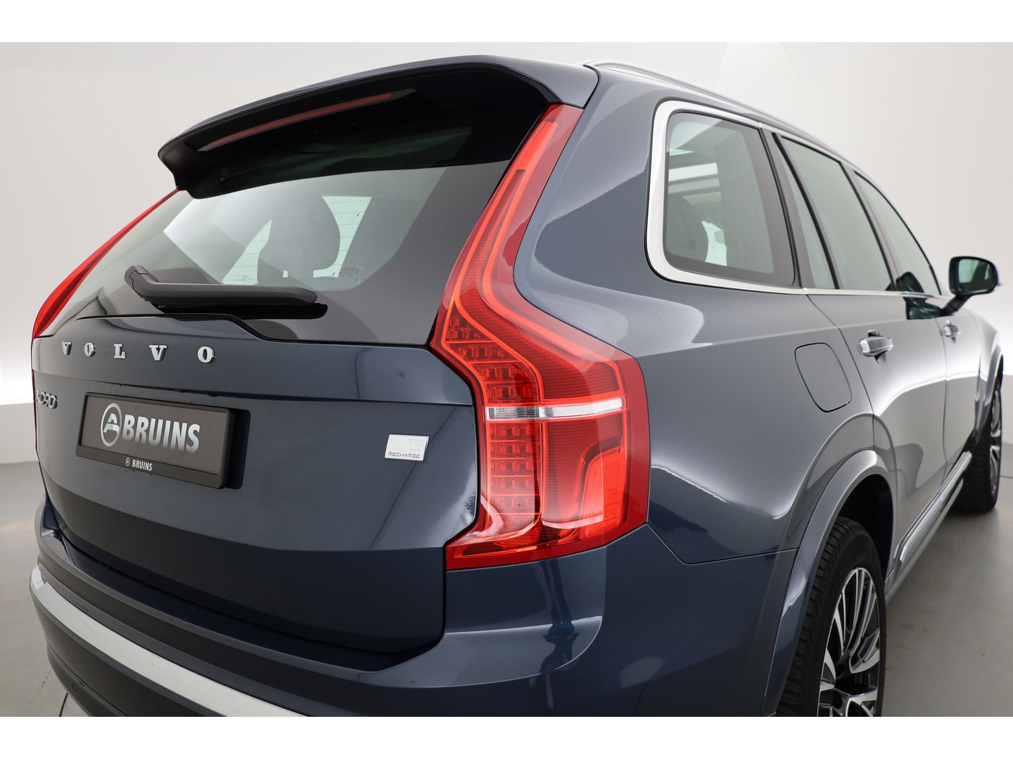 Volvo XC90 2.0 T8 Recharge AWD Ultimate Bright | Pano-dak | Head-up | Harman / Kardon Audio | ACC | Blis | Standkachel |