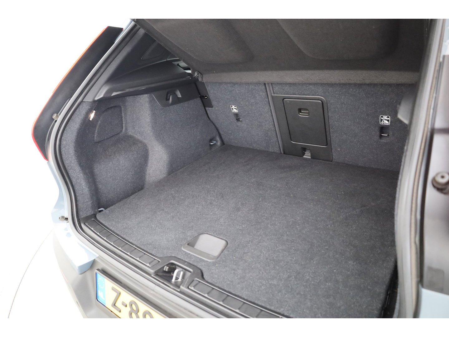 Volvo XC40 1.5 T4 Plug-in hybrid Plus Dark | Pano | Apple CarPlay | Stoel-Stuurverw. | Harman Kardon | Leder | Trekhaak |