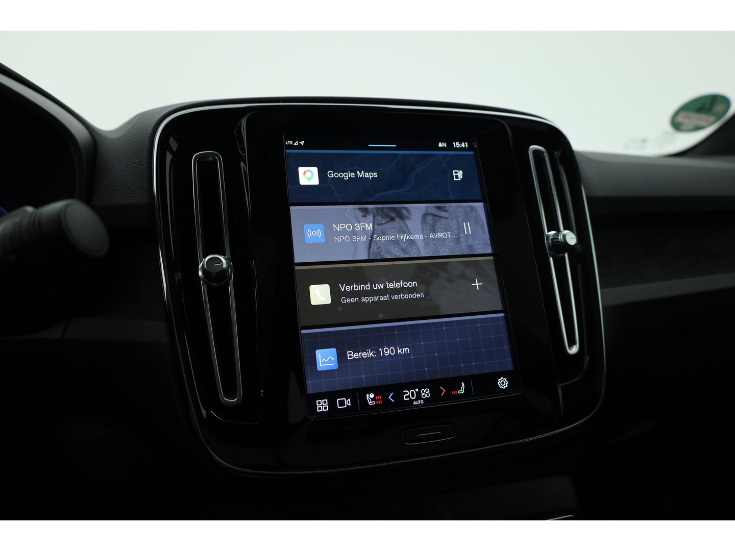 Volvo C40 Single Motor Core 69 kWh | 438 Km | Trekhaak | Google | Stoel + stuurverw. | Warmtepomp |