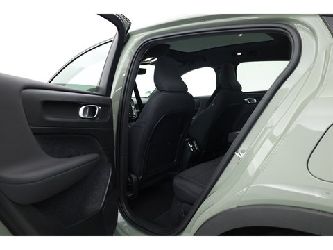 Volvo C40 Single Motor Core 69 kWh | 438 Km | Trekhaak | Google | Stoel + stuurverw. | Warmtepomp |