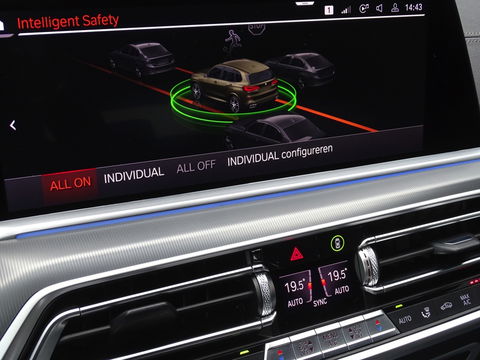 BMW X5 45e 392PK X-drive M-Sport Pro / Individual / Laser / 360°