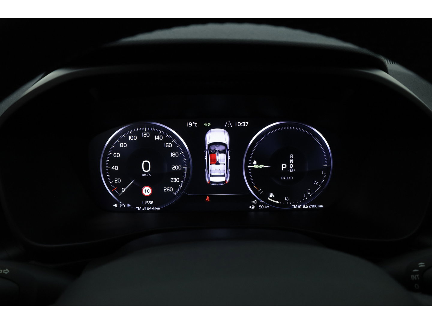 Volvo XC40 1.5 T4 Plug-in hybrid Plus Dark | 360 camera | elek. stoelen + verwarmd | H&K Audio |