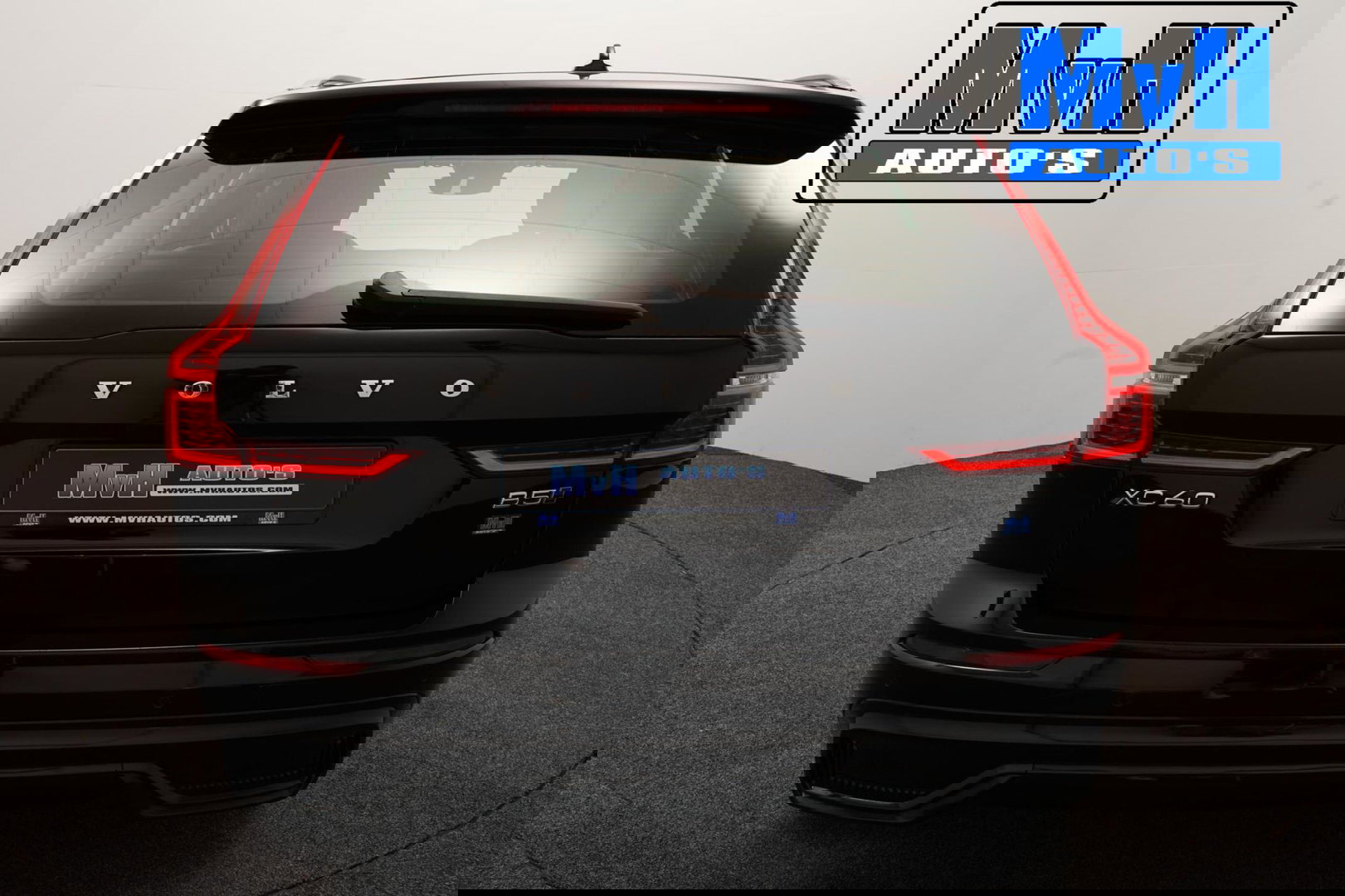 Volvo XC60 2.0 B5 R-Design|235PK|STOELVERW|CAMERA|LEER|KEYLESS