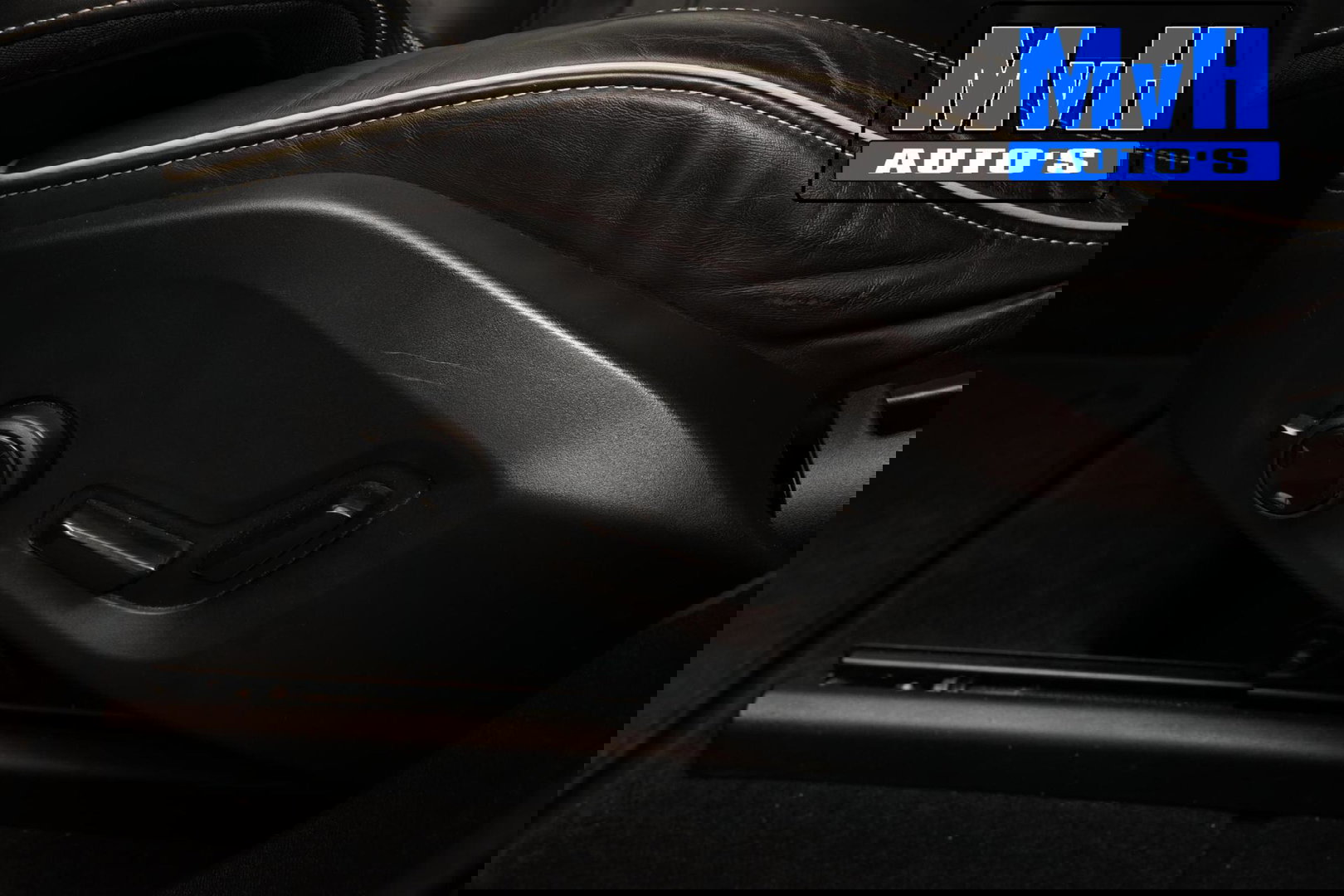 Volvo XC60 2.0 B5 R-Design|235PK|STOELVERW|CAMERA|LEER|KEYLESS