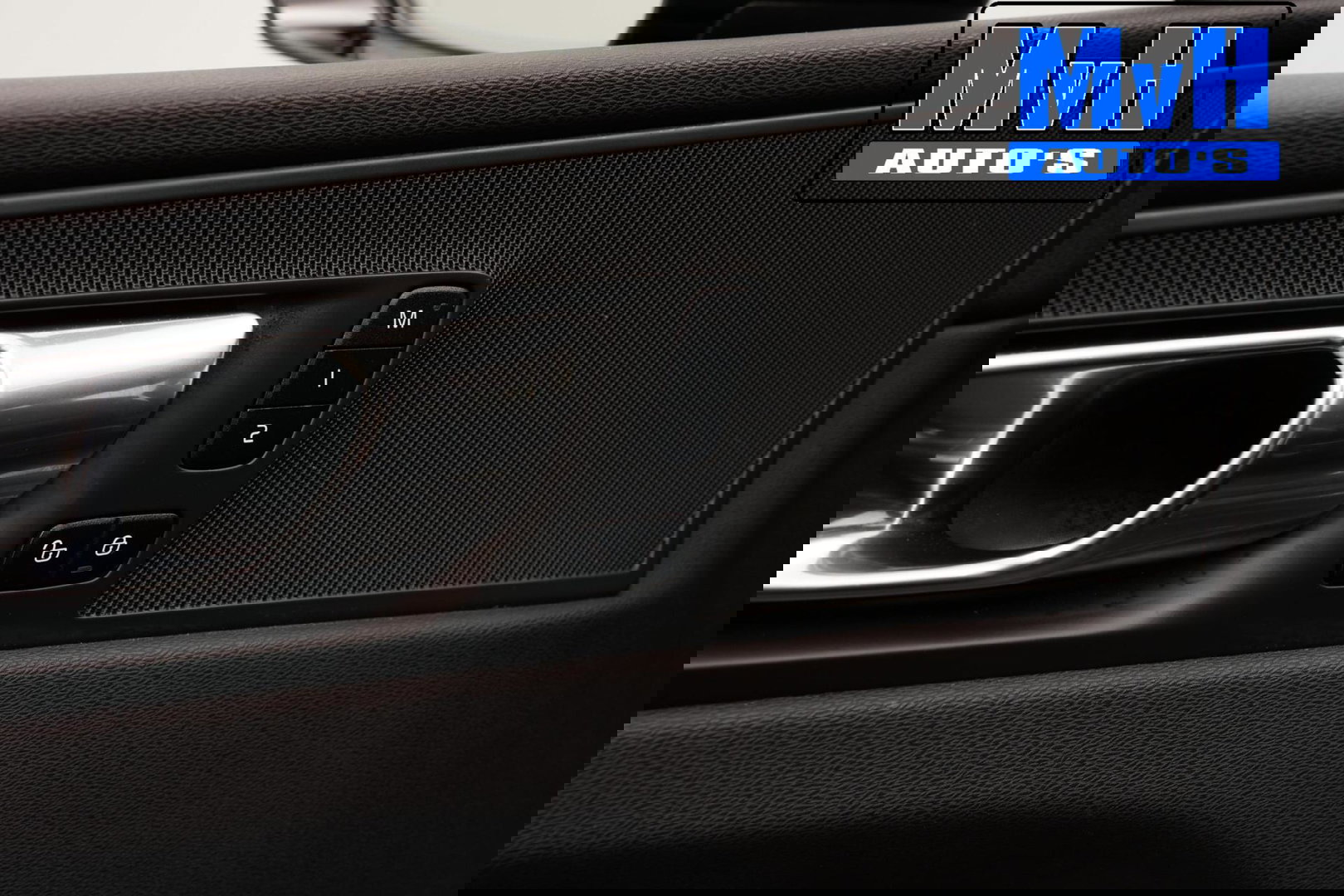 Volvo XC60 2.0 B5 R-Design|235PK|STOELVERW|CAMERA|LEER|KEYLESS