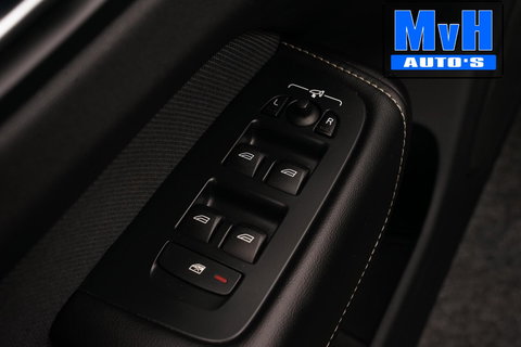 Volvo XC60 2.0 B5 R-Design|235PK|STOELVERW|CAMERA|LEER|KEYLESS