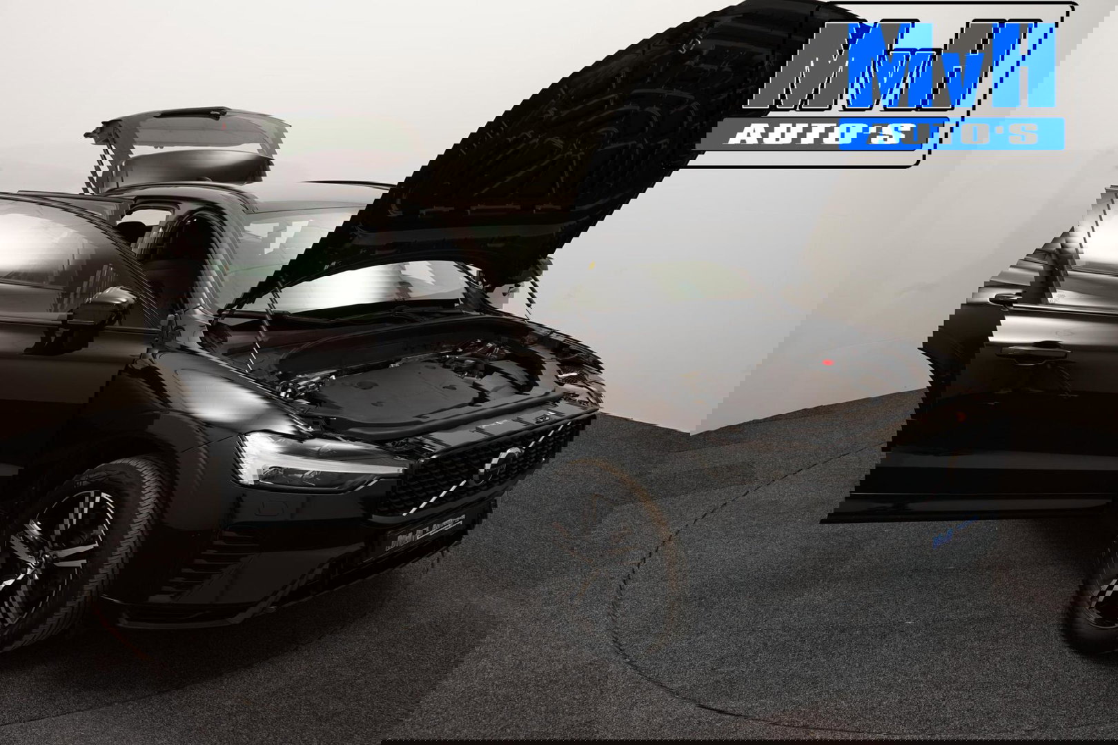 Volvo XC60 2.0 B5 R-Design|235PK|STOELVERW|CAMERA|LEER|KEYLESS