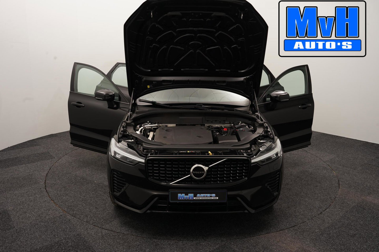 Volvo XC60 2.0 B5 R-Design|235PK|STOELVERW|CAMERA|LEER|KEYLESS
