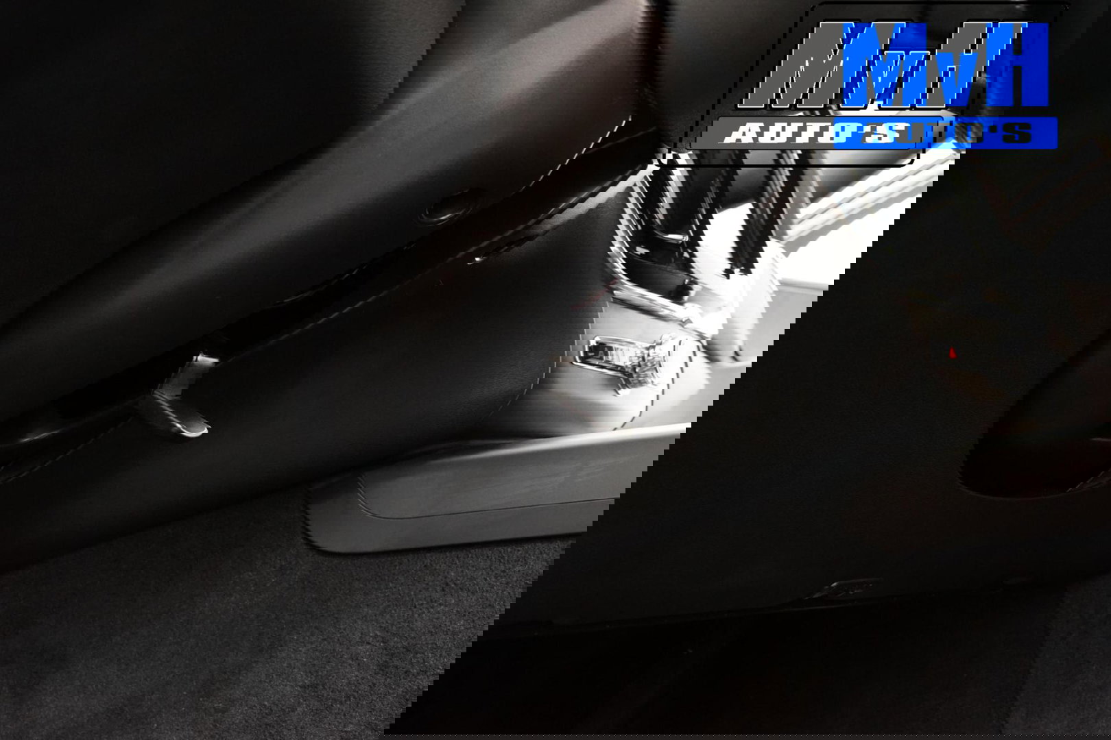 Volvo XC60 2.0 B5 R-Design|235PK|STOELVERW|CAMERA|LEER|KEYLESS