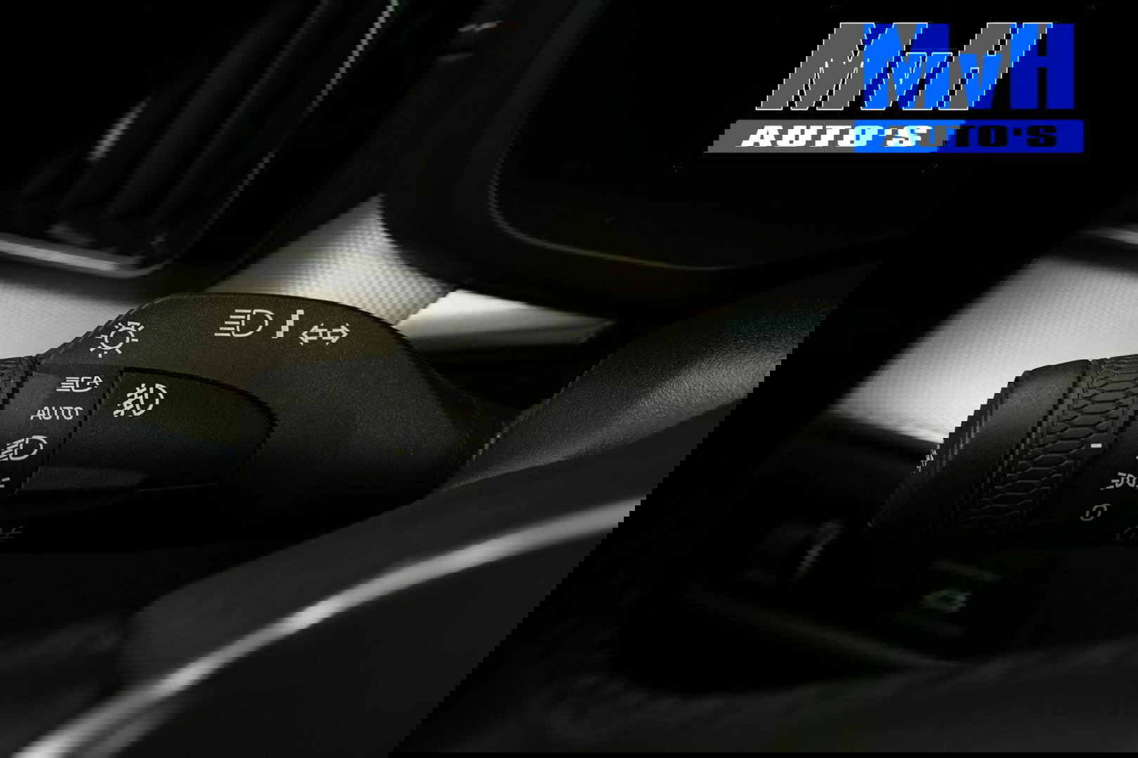 Volvo XC60 2.0 B5 R-Design|235PK|STOELVERW|CAMERA|LEER|KEYLESS