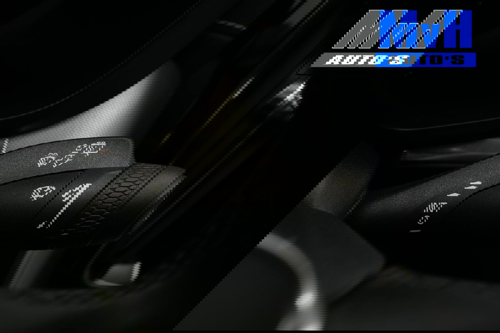 Volvo XC60 2.0 B5 R-Design|235PK|STOELVERW|CAMERA|LEER|KEYLESS