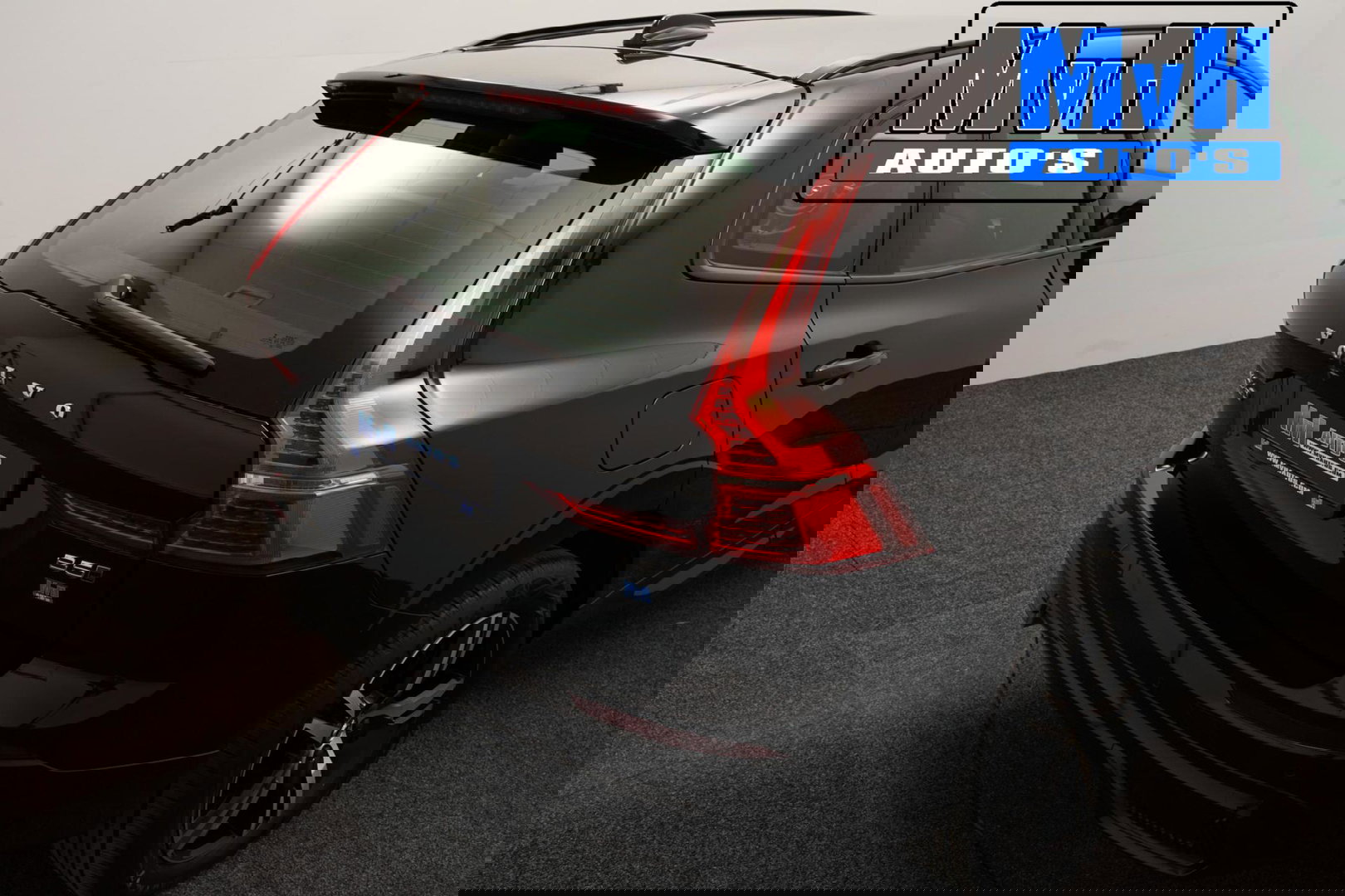 Volvo XC60 2.0 B5 R-Design|235PK|STOELVERW|CAMERA|LEER|KEYLESS