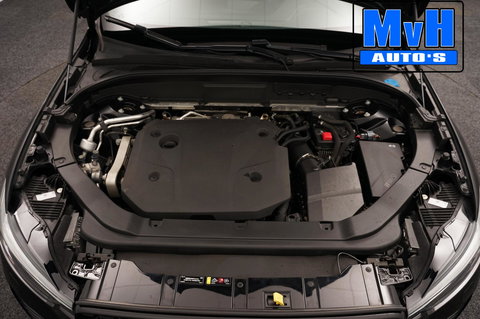 Volvo XC60 2.0 B5 R-Design|235PK|STOELVERW|CAMERA|LEER|KEYLESS