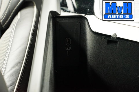 Volvo XC60 2.0 B5 R-Design|235PK|STOELVERW|CAMERA|LEER|KEYLESS