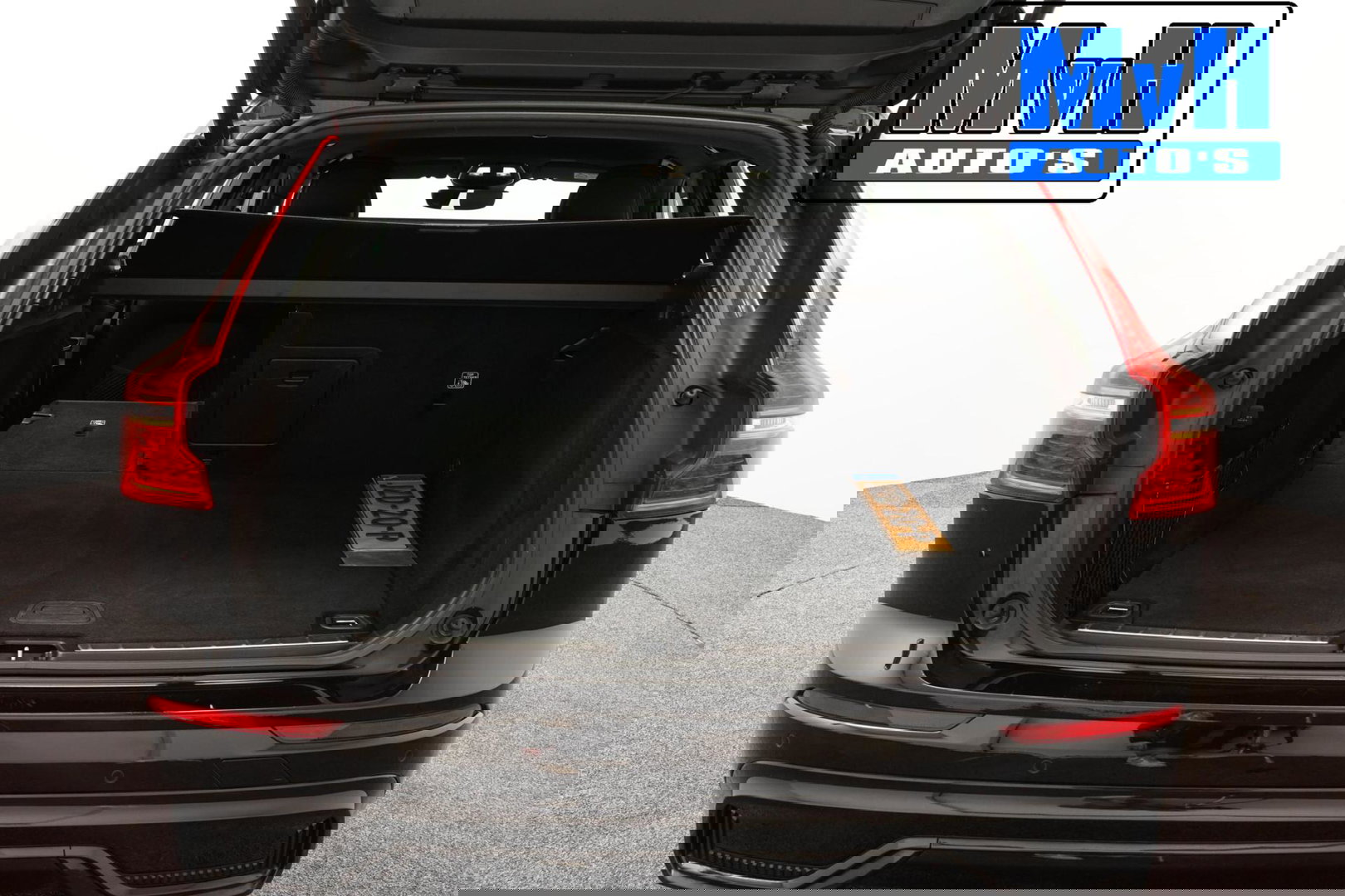 Volvo XC60 2.0 B5 R-Design|235PK|STOELVERW|CAMERA|LEER|KEYLESS