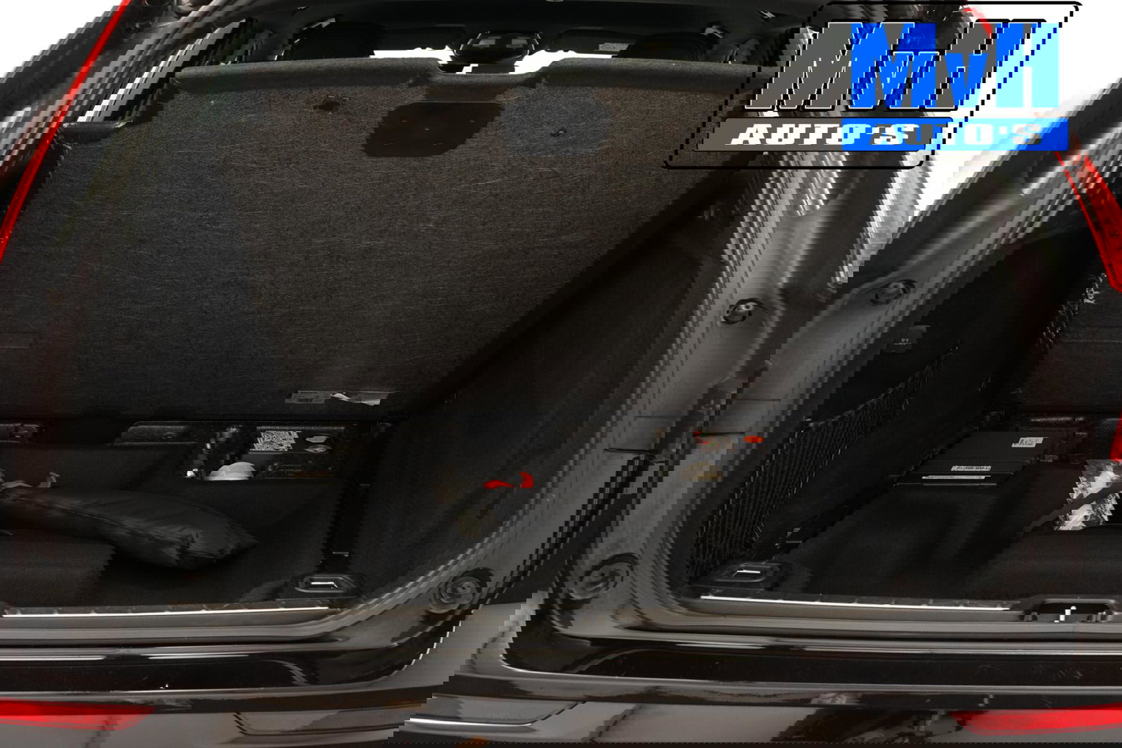 Volvo XC60 2.0 B5 R-Design|235PK|STOELVERW|CAMERA|LEER|KEYLESS