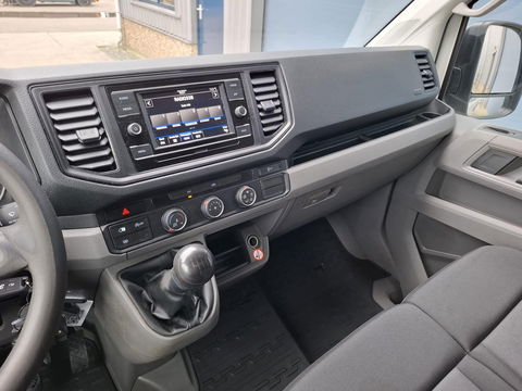 Volkswagen Crafter 35 2.0 TDI L3H3 AIRCO / CRUISE CONTROLE / CARPLAY / CAMERA / TREKHAAK