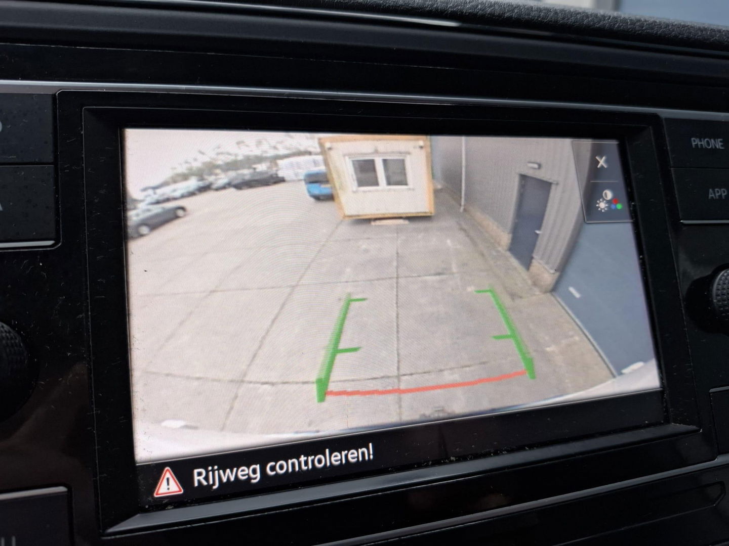 Volkswagen Crafter 35 2.0 TDI L3H3 AIRCO / CRUISE CONTROLE / CARPLAY / CAMERA / TREKHAAK