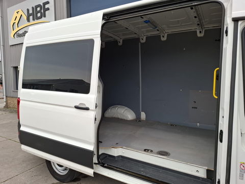 Volkswagen Crafter 35 2.0 TDI L3H3 AIRCO / CRUISE CONTROLE / CARPLAY / CAMERA / TREKHAAK