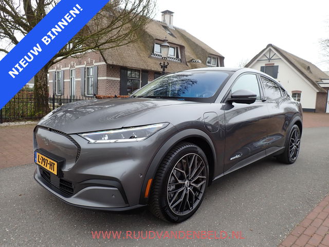 Ford Mustang Mach-E - Extended RWD 98 kWh SOH 93% / PANODAK / ACC / CARPLAY / 360°CAMERA