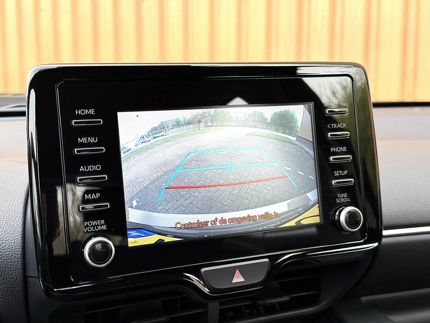 Toyota Yaris 1.5 VVT-i Active | Apple Carplay | Android Auto | Camera | Origineel Nederlands | Adaptieve Cruise Control | Lane Assist | DAB+ | Grootlichtassistent | Isofix | Airconditioning |