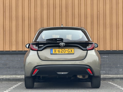 Toyota Yaris 1.5 VVT-i Active | Apple Carplay | Android Auto | Camera | Origineel Nederlands | Adaptieve Cruise Control | Lane Assist | DAB+ | Grootlichtassistent | Isofix | Airconditioning |