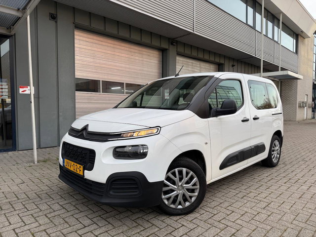 Citroën Berlingo - 1.2 Benzine | Trekhaak | Bluetooth | 5 zit