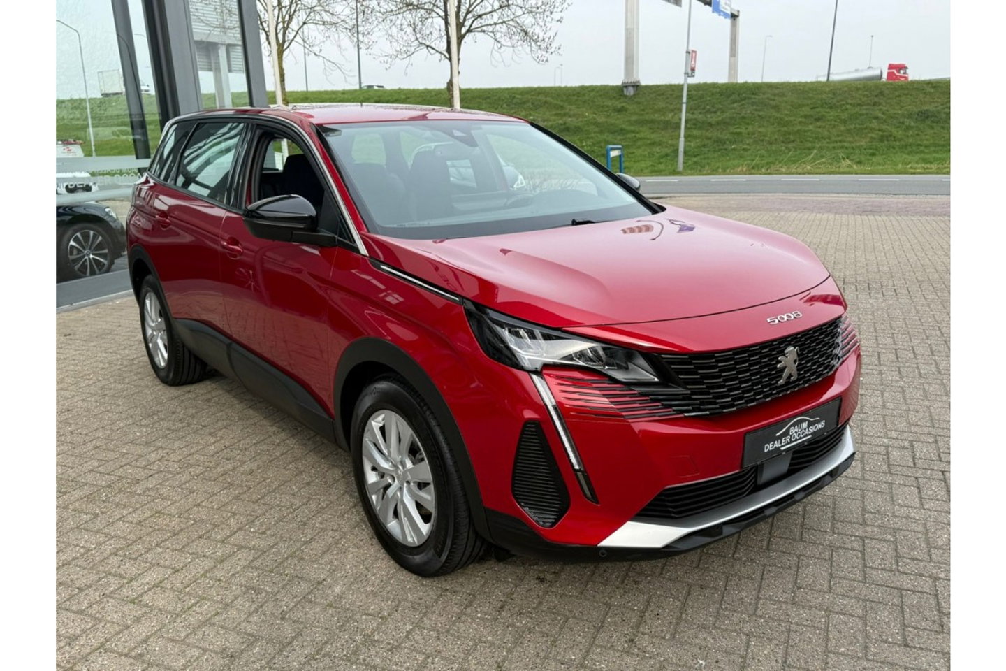 Peugeot 5008 1.2 PT ACTIVE PACK AUTOMAAT 7ZITPL AIRCO CRUISE NAVI PDC.