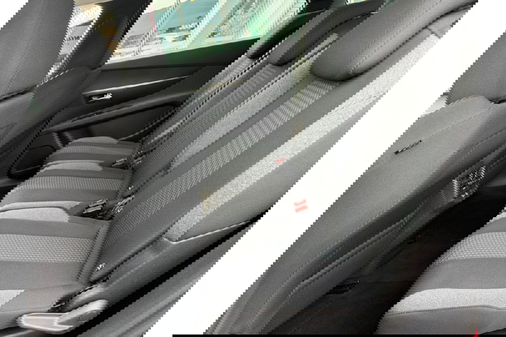 Peugeot 5008 1.2 PT ACTIVE PACK AUTOMAAT 7ZITPL AIRCO CRUISE NAVI PDC.