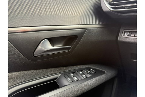 Peugeot 5008 1.2 PT ACTIVE PACK AUTOMAAT 7ZITPL AIRCO CRUISE NAVI PDC.