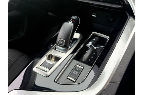 Peugeot 5008 1.2 PT ACTIVE PACK AUTOMAAT 7ZITPL AIRCO CRUISE NAVI PDC.