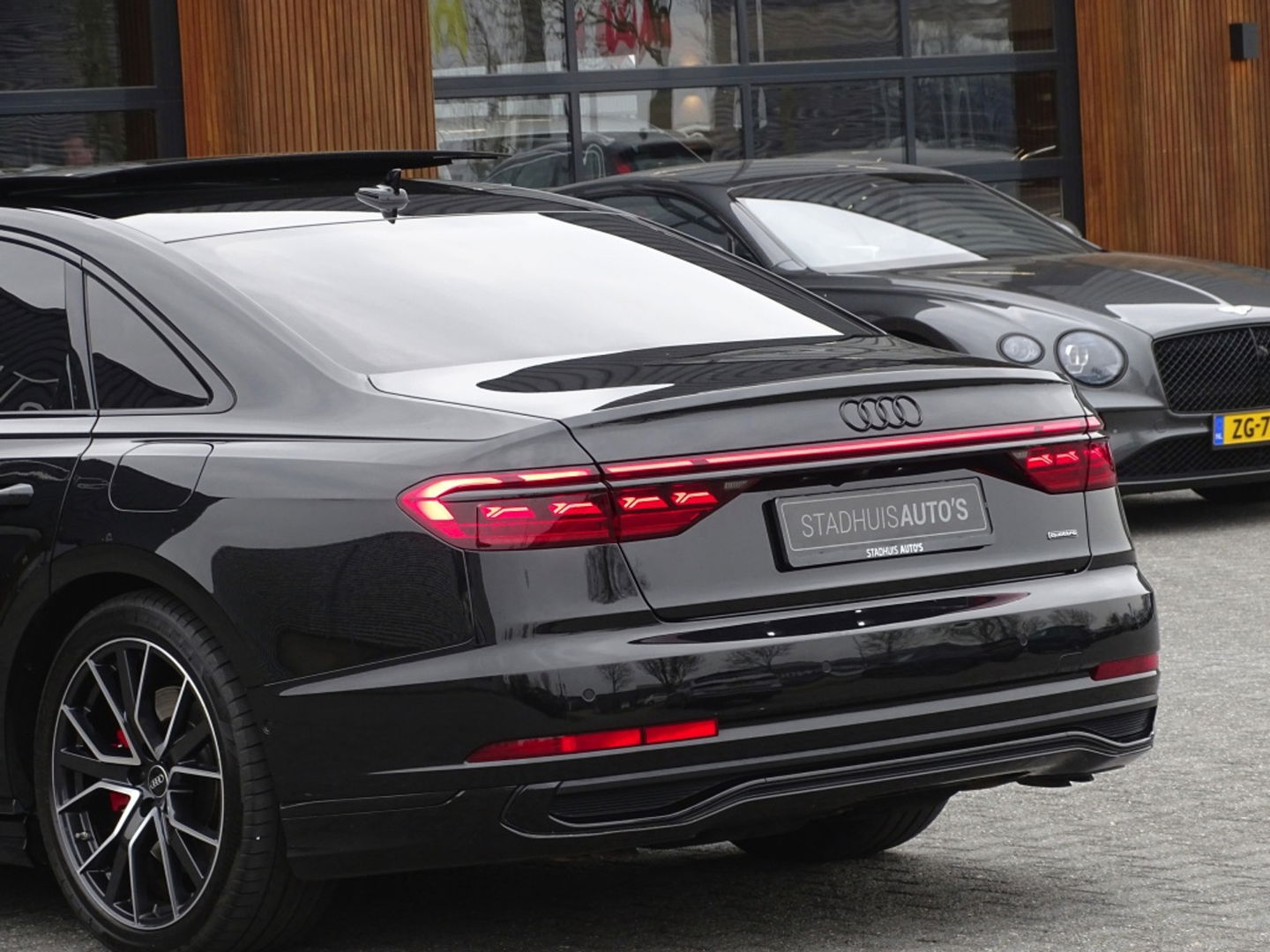 Audi A8 60 TFSie 449PK Quattro / Audi Exclusive / Matrix / B&O / 360°