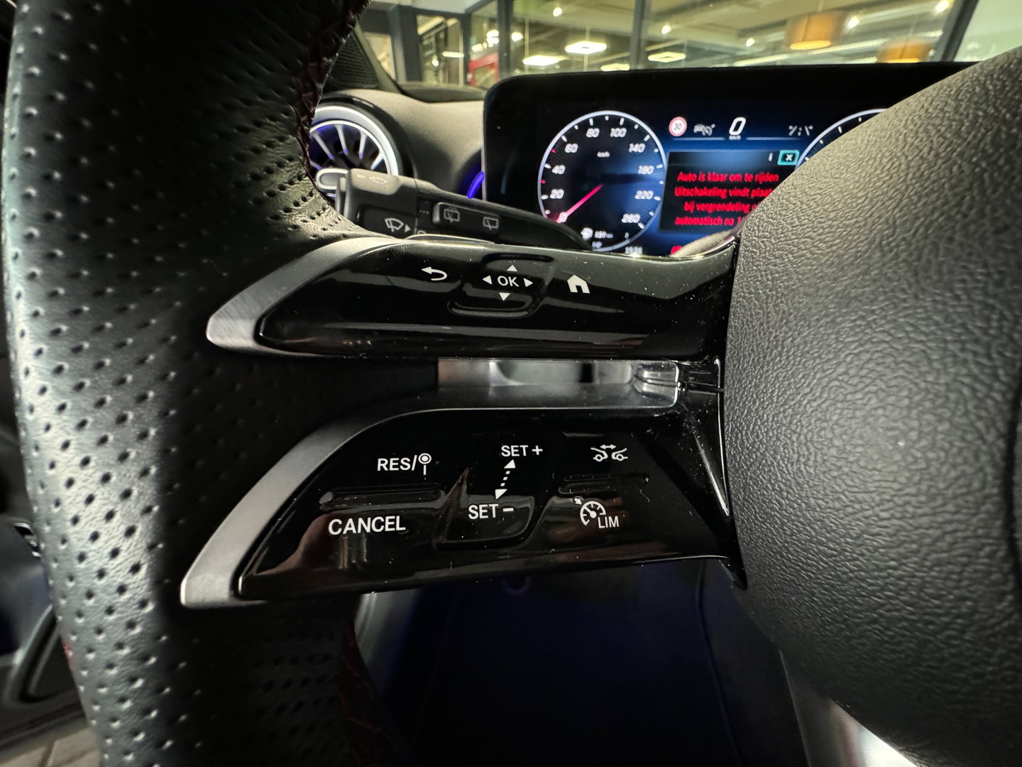 Mercedes-Benz GLB 200 Star Edition LIMITED AMG 7p Pano|360Cam