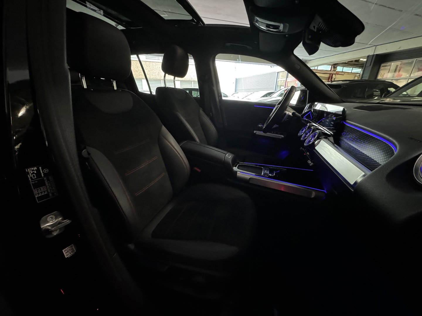 Mercedes-Benz GLB 200 Star Edition LIMITED AMG 7p Pano|360Cam