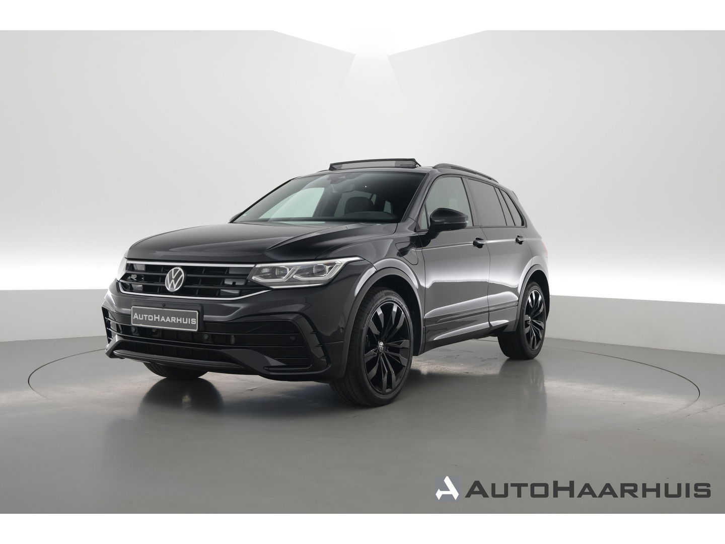 Volkswagen Tiguan 1.4 TSI eHybrid R-Line Business | SOH 95.1% | Pano | Adapt. Cruise | IQ Light | 360cam | HUD | Stoel- Stoelverw. | Memory