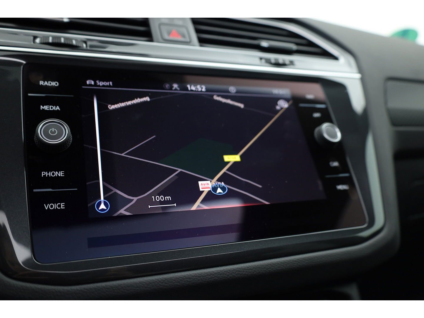 Volkswagen Tiguan 1.4 TSI eHybrid R-Line Business | SOH 95.1% | Pano | Adapt. Cruise | IQ Light | 360cam | HUD | Stoel- Stoelverw. | Memory