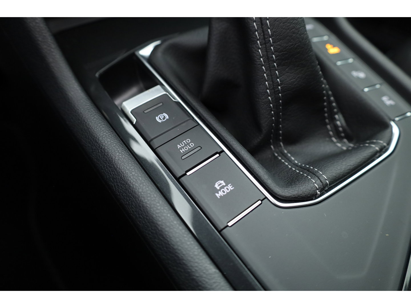 Volkswagen Tiguan 1.4 TSI eHybrid R-Line Business | SOH 95.1% | Pano | Adapt. Cruise | IQ Light | 360cam | HUD | Stoel- Stoelverw. | Memory