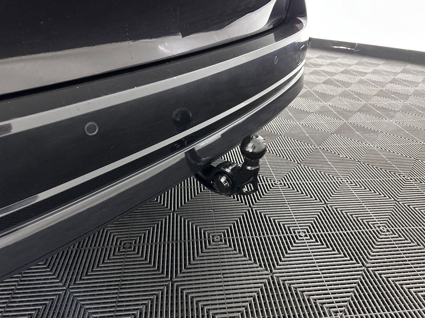 Škoda Octavia Combi 1.0 TSI Style (INCL.BTW) *PANO | FULL-LED | LANE-ASSIST | DIGI-COCKPIT | HEATED-COMFORTSEATS | NAVI-FULLMAP | PRIVACY-GLASS | KEYLESS | DAB | ECC | PDC | CRUISE | TOWBAR | 18''ALU*