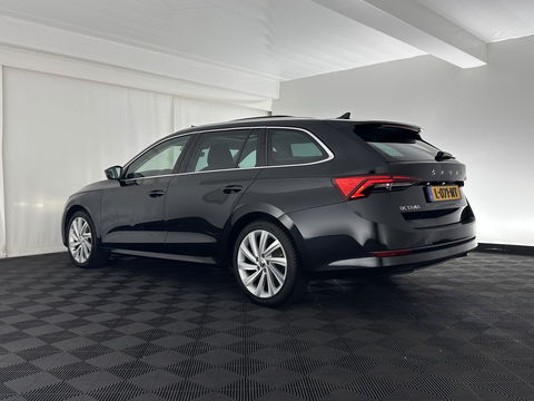 Škoda Octavia Combi 1.0 TSI Style (INCL.BTW) *PANO | FULL-LED | LANE-ASSIST | DIGI-COCKPIT | HEATED-COMFORTSEATS | NAVI-FULLMAP | PRIVACY-GLASS | KEYLESS | DAB | ECC | PDC | CRUISE | TOWBAR | 18''ALU*