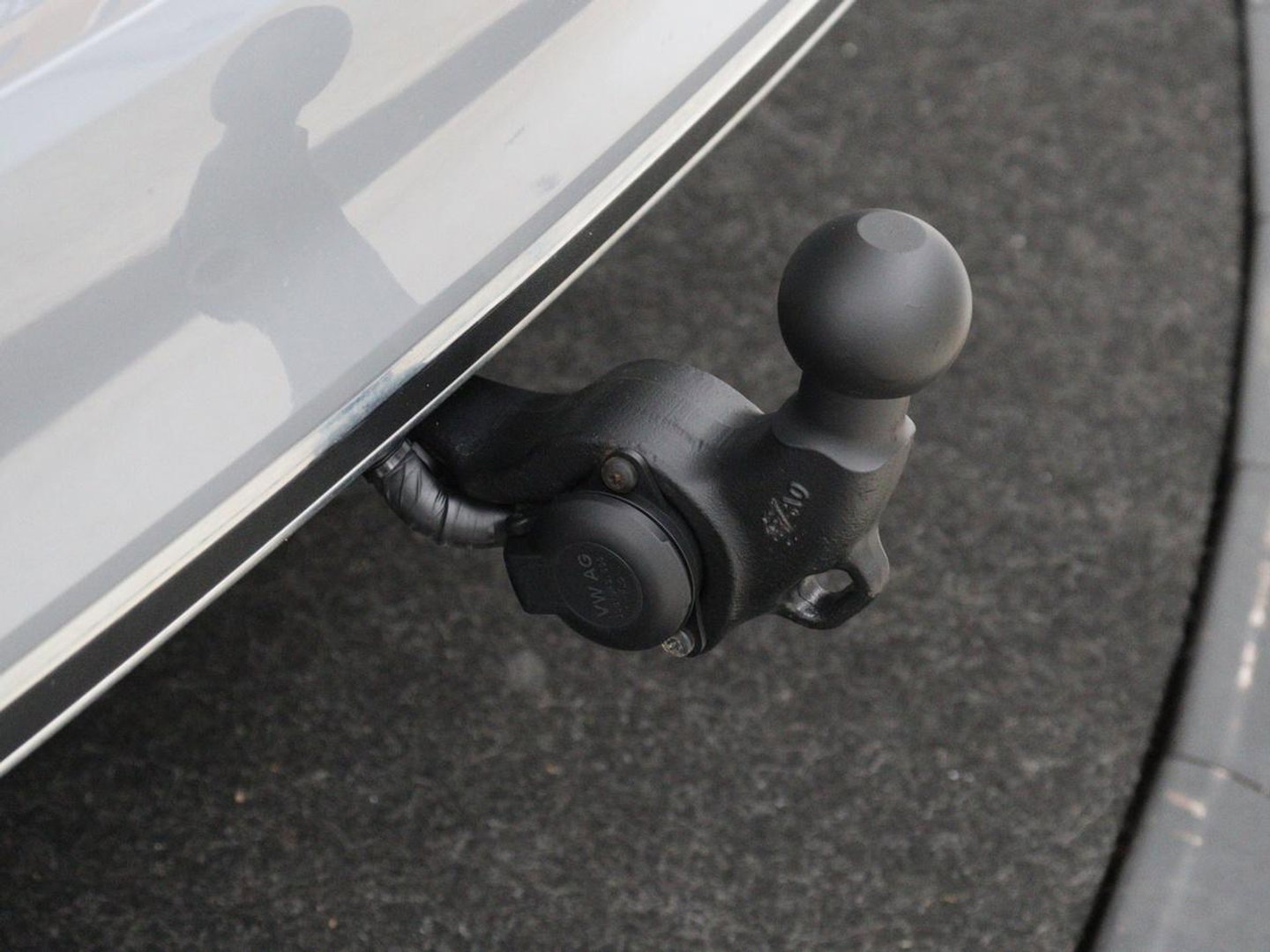 Volkswagen Passat 1.4 TSI PHEV GTE Business | Adaptive Cruise | Stoelverwarming | Trekhaak | Carplay | Massage | Camera