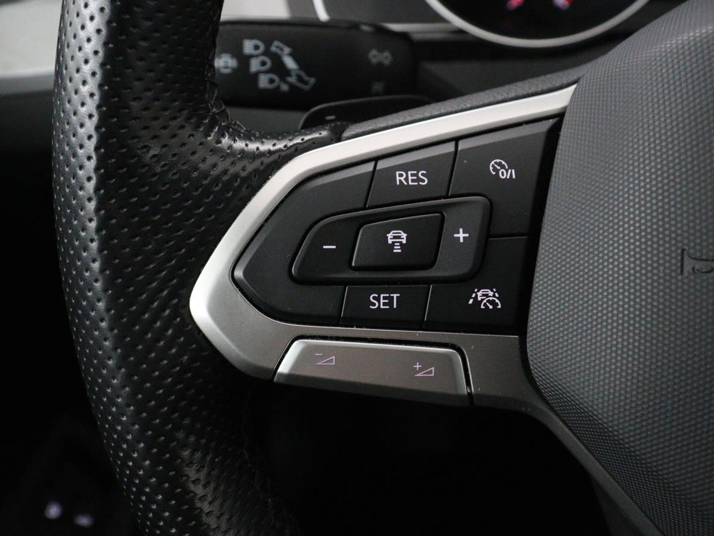 Volkswagen Passat 1.4 TSI PHEV GTE Business | Adaptive Cruise | Stoelverwarming | Trekhaak | Carplay | Massage | Camera