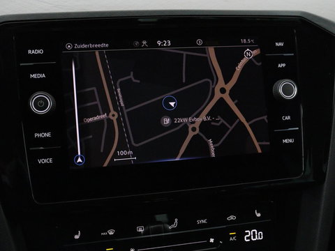 Volkswagen Passat 1.4 TSI PHEV GTE Business | Adaptive Cruise | Stoelverwarming | Trekhaak | Carplay | Massage | Camera