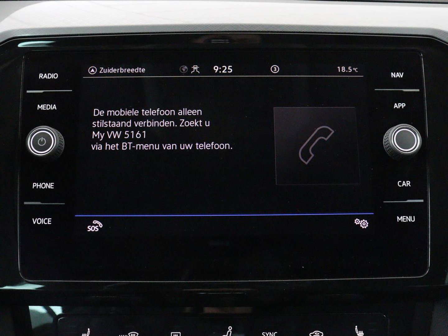 Volkswagen Passat 1.4 TSI PHEV GTE Business | Adaptive Cruise | Stoelverwarming | Trekhaak | Carplay | Massage | Camera
