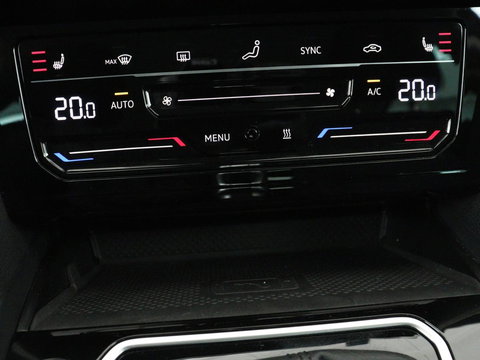 Volkswagen Passat 1.4 TSI PHEV GTE Business | Adaptive Cruise | Stoelverwarming | Trekhaak | Carplay | Massage | Camera